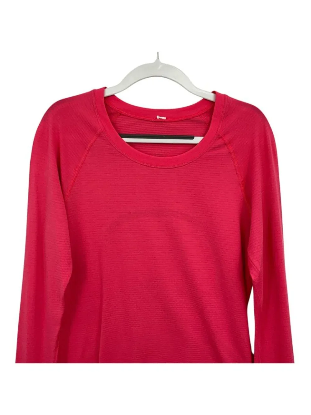 Lululemon Swiftly Tech Long Sleeve Crew Top Womens 4 Pink Tee Shirt *READ